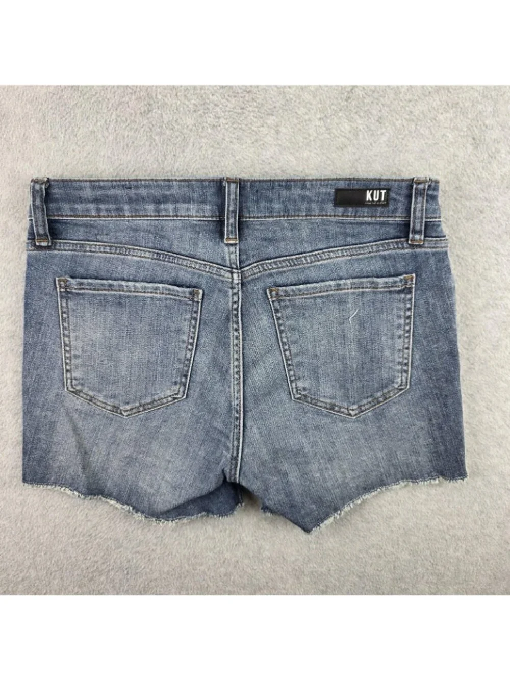 KUT From The Kloth Gidget Shorts Womens 4 Blue Fray Raw Hem Denim Stretch Casual
